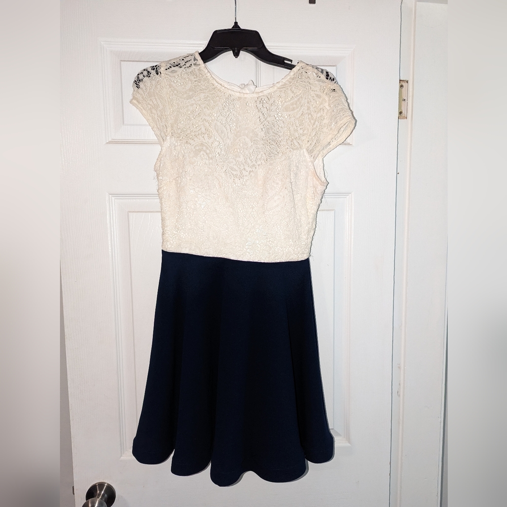 Off-white and navy blue dress